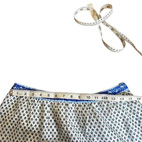 New J Crew Tiered skirt in blue ribbon block print - Picture 4 of 6
